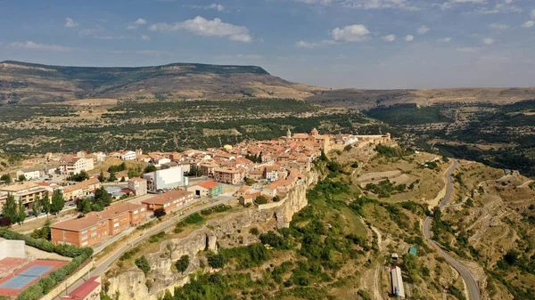 Cantavieja İspanya 'nın en güzel şehirleri