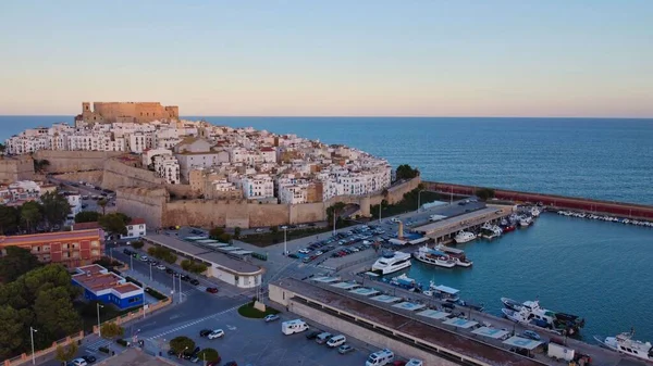 Peniscola ortaçağ duvarlı şehri