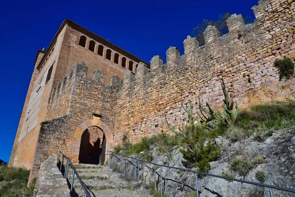 Alquzar municipio de la Sierra de Guara en la comarca del Somontano en Huesca - İspanya
