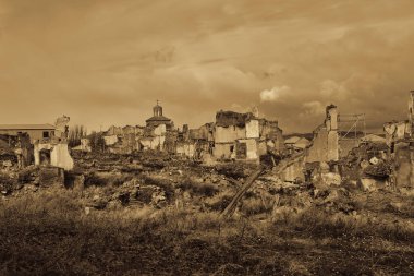 Batalla de Belchite y pueblo viejo