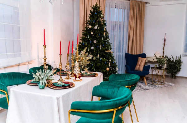 Luxuoso Interior Ano Novo Quarto Quarto Contém Uma Árvore Natal — Fotografia de Stock