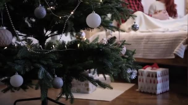 Romantic New Year Eve Couple Love Camera Focused Christmas Tree — Stock Video