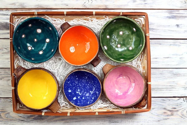 Nombreux Bols Tasses Céramique Multicolore Lumineux Différents Fabriqués Main Sur — Photo