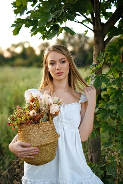 Perfect Young Blond Girl White Dress Nature — Stock Photo, Image