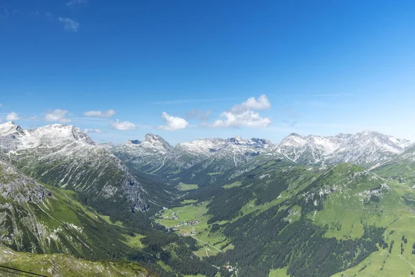 Avusturya Salzkammergut Karlı Dağları 