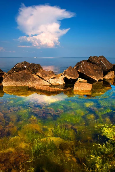 Suyun Altında Suyun Üstünde Karadeniz Kıyısında Sakin Bir Gün Doğu — Stok fotoğraf