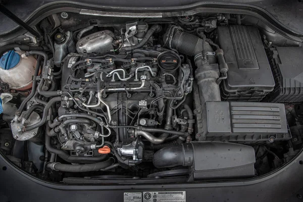 Motor Carro Moderno Uma Garagem Pronta Para Serviço — Fotografia de Stock