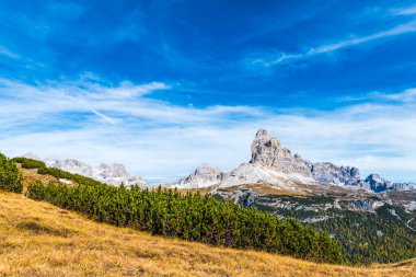 Monte Piana manzaralı, Dolomitler dağları, İtalya
