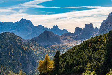 Monte Piana manzaralı, Dolomitler dağları, İtalya