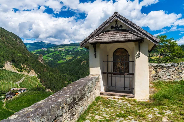 Chiusa Bolzano Vista Para Natureza Aldeia Itália — Fotografia de Stock