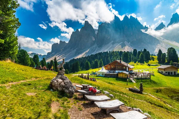 Θερινό Τοπίο Της Κοιλάδας Val Funes Santa Maddalena Village Περιοχή — Φωτογραφία Αρχείου