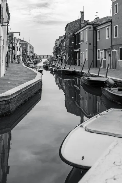ムラーノブラノの街並みと運河 イタリア — ストック写真