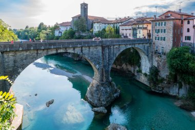 Collio doğa manzarası ve köy, İtalya 