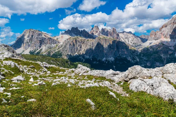 Torri Belluno Veneto Italia Cinque Torri Paisaje Cinco Torres Verano —  Fotos de Stock