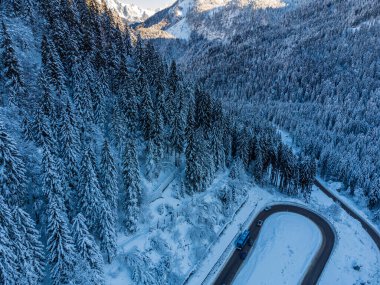 Sapppada, İtalya 'nın kış manzarası 