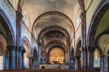 Fiscalina Vadisi Doğa ve Köy, San Candido, İtalya 