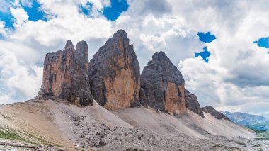 Lavaredo Dağları, güzel doğa manzarası, Aurina Vadisi, İtalya