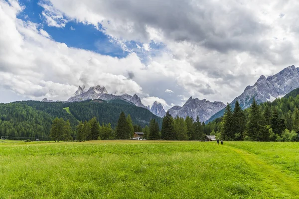 Green Highlands Val Fiscalina Sesto Italy — Stok fotoğraf