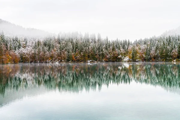 Scenic View Snowy Lake Fusine Italy — Stock Photo, Image