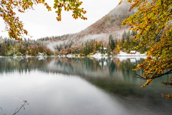 Lago Fusine Autunno Italia — Foto Stock