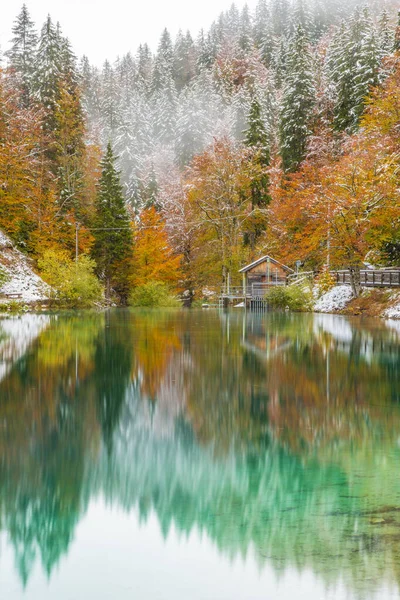 Lago Fusine Otoño Italia — Foto de Stock