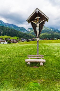 İtalya 'da yaz aylarında Sappada manzarası 