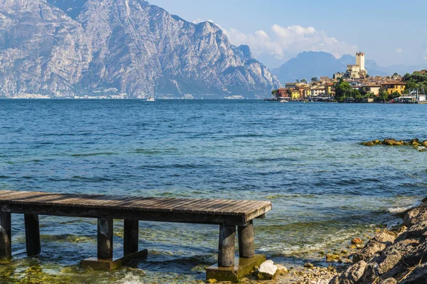 Vista Panoramica Sul Lago Garda Nel Nord Italia — Foto Stock