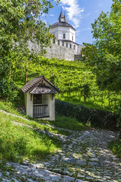 Chiusa Città Klausen Situato Montagna Alto Adige Nel Nord Italia — Foto Stock