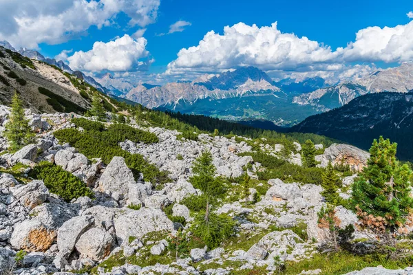意大利努沃卢山区风景如画 — 图库照片
