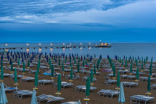 Lignano Pineta ชายหาดและว วทะเล งหว Udine ตาล — ภาพถ่ายสต็อก