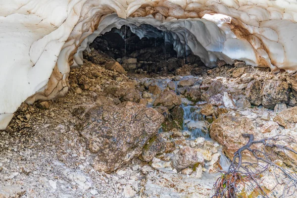 Lake Sorapis Zöld Hegyvidék Olaszország — Stock Fotó