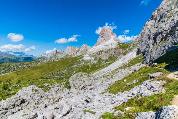 ヌヴォラウ山脈の絵のような風景 イタリア — ストック写真