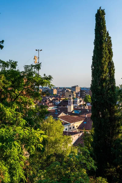 День Коли Udine Cityscape Scene Italy — стокове фото