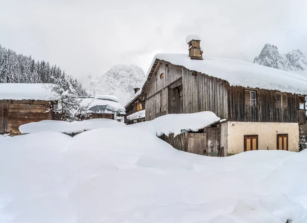 意大利冬季Sappada视图 — 图库照片