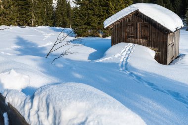 Monte Croce kış manzarası, İtalya 