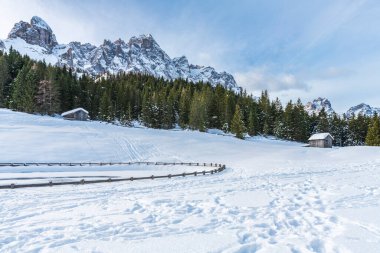 Monte Croce kış manzarası, İtalya 