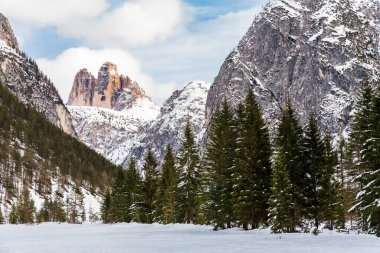 Monte Croce kış manzarası, İtalya 