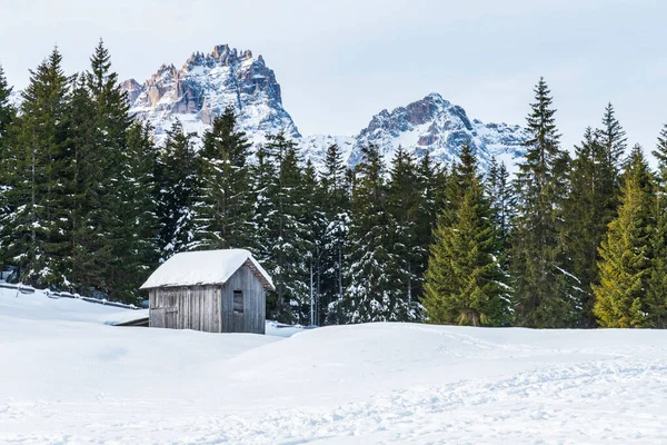 Monte Croce Paisaje Invernal Italia —  Fotos de Stock