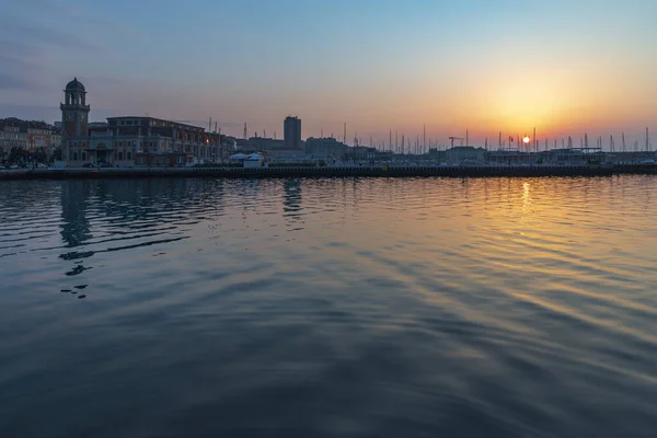 Denizin Üzerinde Günbatımı Gökyüzü Trieste Şehri Liman Kasabası Kuzeydoğu Talya — Stok fotoğraf