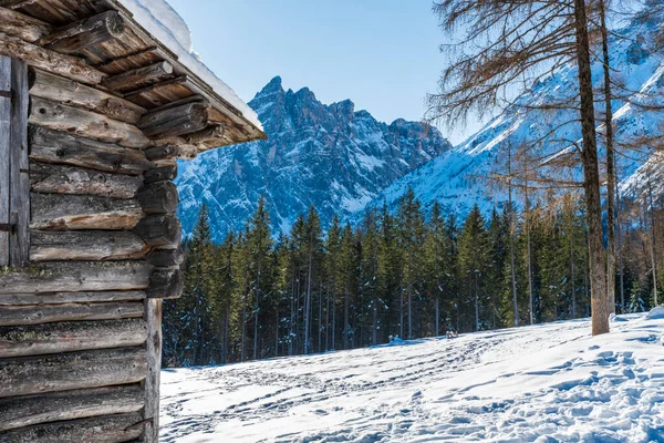 Val Fiscalina South Tyrol 冬季山地景观 — 图库照片