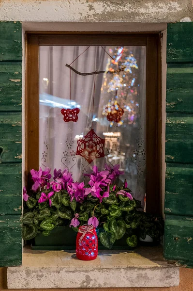 Christmas Decorations Italian Town — Stock Photo, Image