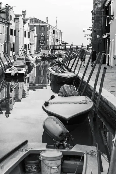 Foto Bianco Nero Del Paesaggio Urbano Burano Murano Con Canale — Foto Stock