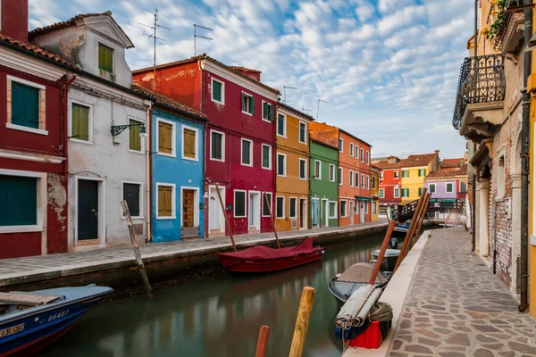 Hora Dia Burano Murano Canal Cityscape Com Edifícios Multi Color — Fotografia de Stock