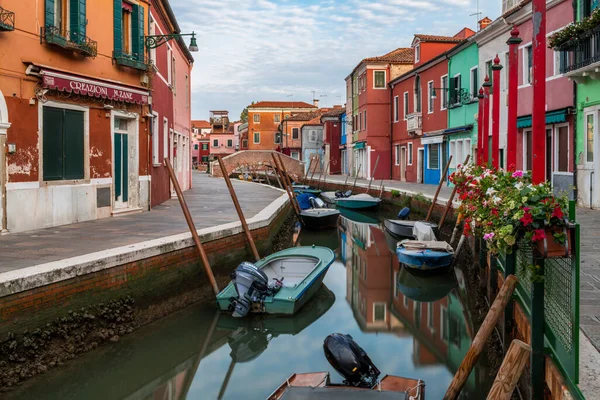 Hora Dia Burano Murano Canal Cityscape Com Edifícios Multi Color — Fotografia de Stock