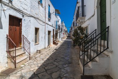 Ceglie Messapica, küçük kasaba komünü, güney İtalya mimarisi. 