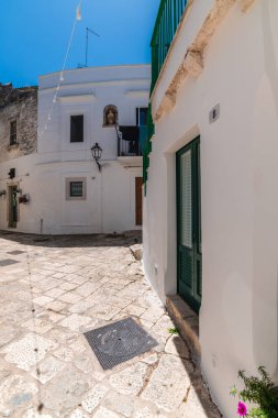 Ceglie Messapica, küçük kasaba komünü, güney İtalya mimarisi. 
