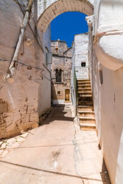 Ceglie Messapica, küçük kasaba komünü, güney İtalya mimarisi. 