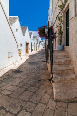 Ceglie Messapica, küçük kasaba komünü, güney İtalya mimari evleri. 