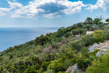 Deniz manzaralı, Corsano, İtalya