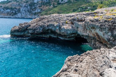 Deniz manzaralı, Corsano, İtalya